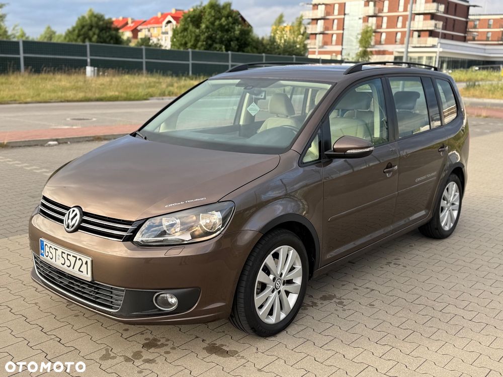 Volkswagen Touran 1.6 TDI DPF Cross - 1