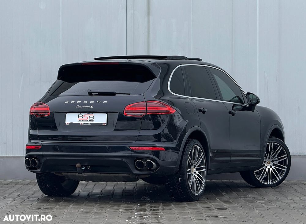 Porsche Cayenne S Platinum Edition - 8