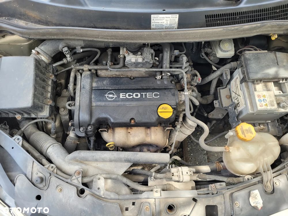 Opel Corsa 1.2 16V Innovation 110 Jahre - 17