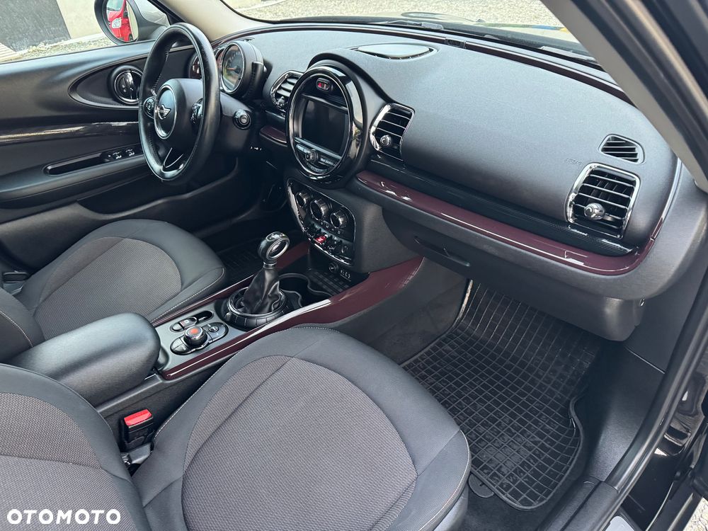 MINI Clubman Cooper D Untold Edition - 12