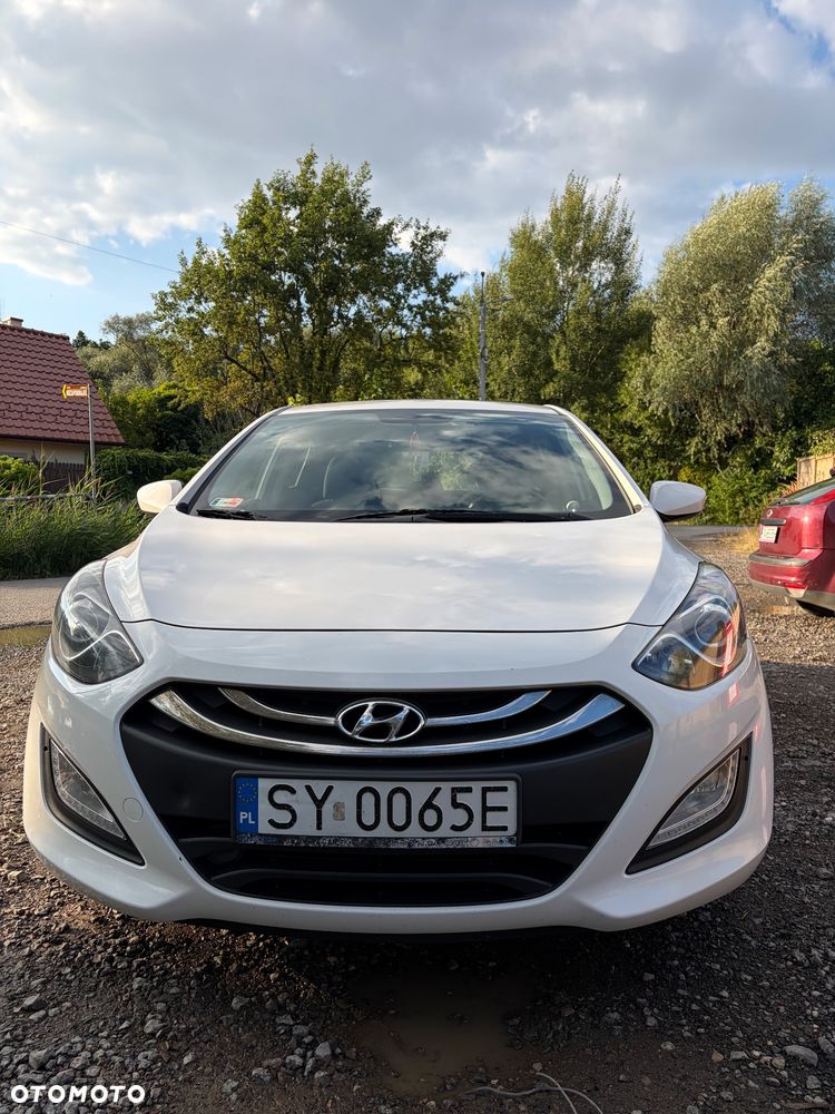 Hyundai i30 1.6 Classic + - 2