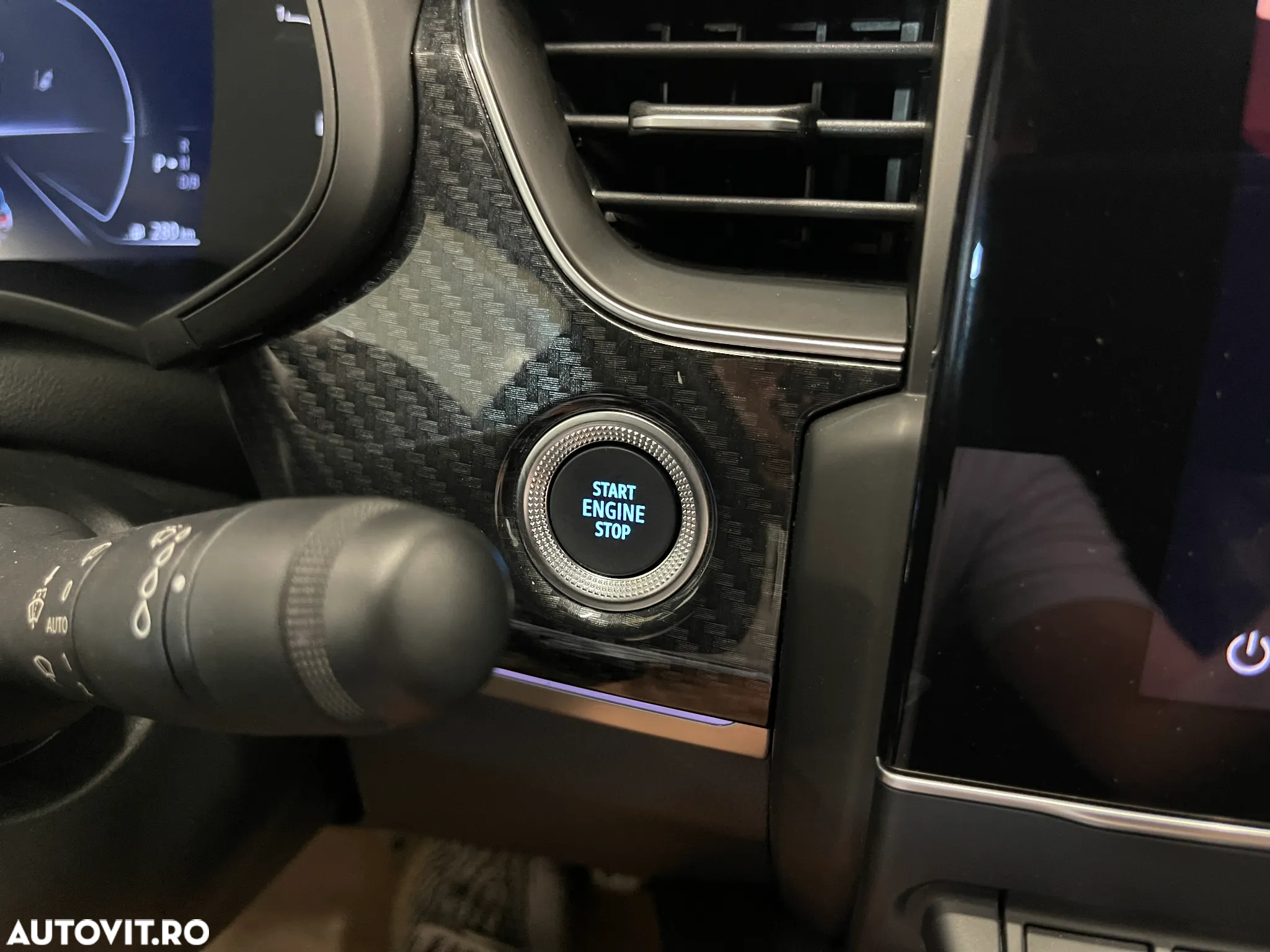 Renault Arkana E-TECH Hybrid RS Line - 29