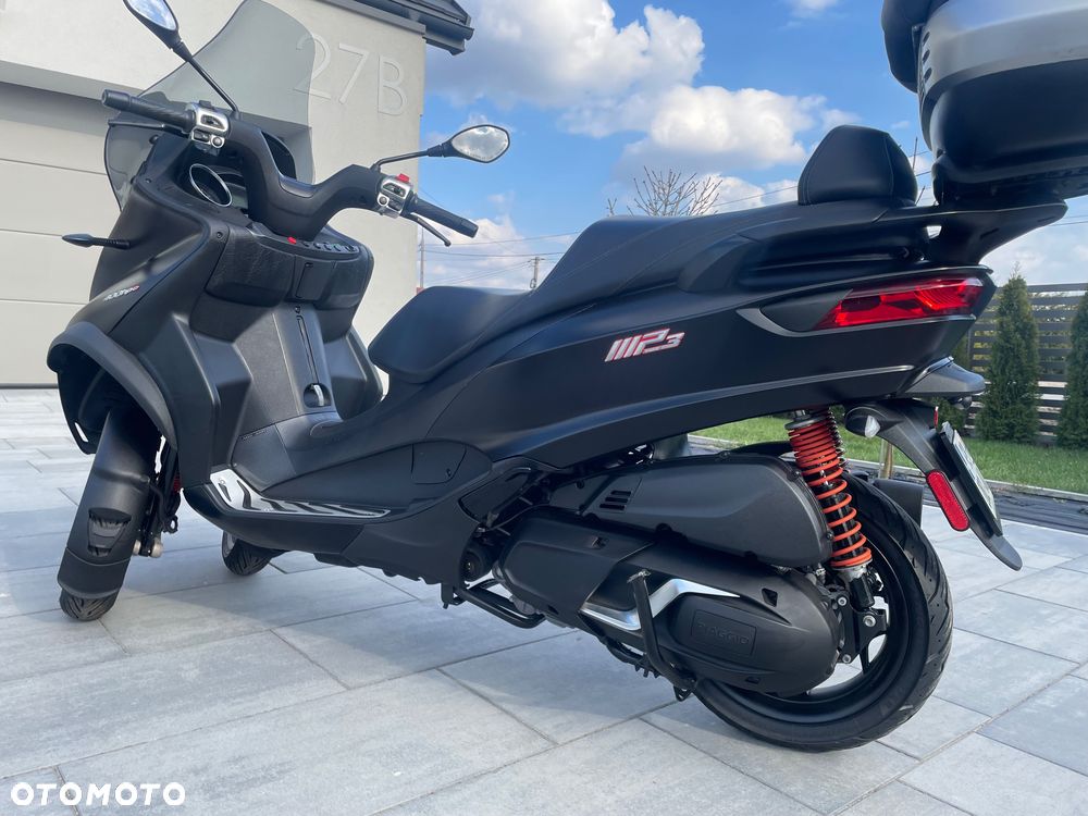 Piaggio MP-3 - 9