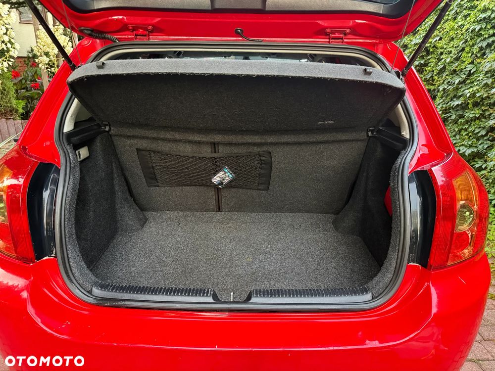 Toyota Corolla 1.6 VVT-i Luna - 10