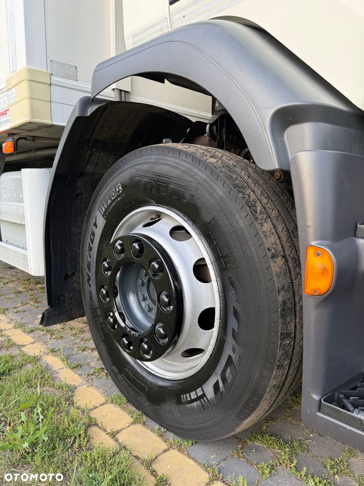 Volvo FE - 8
