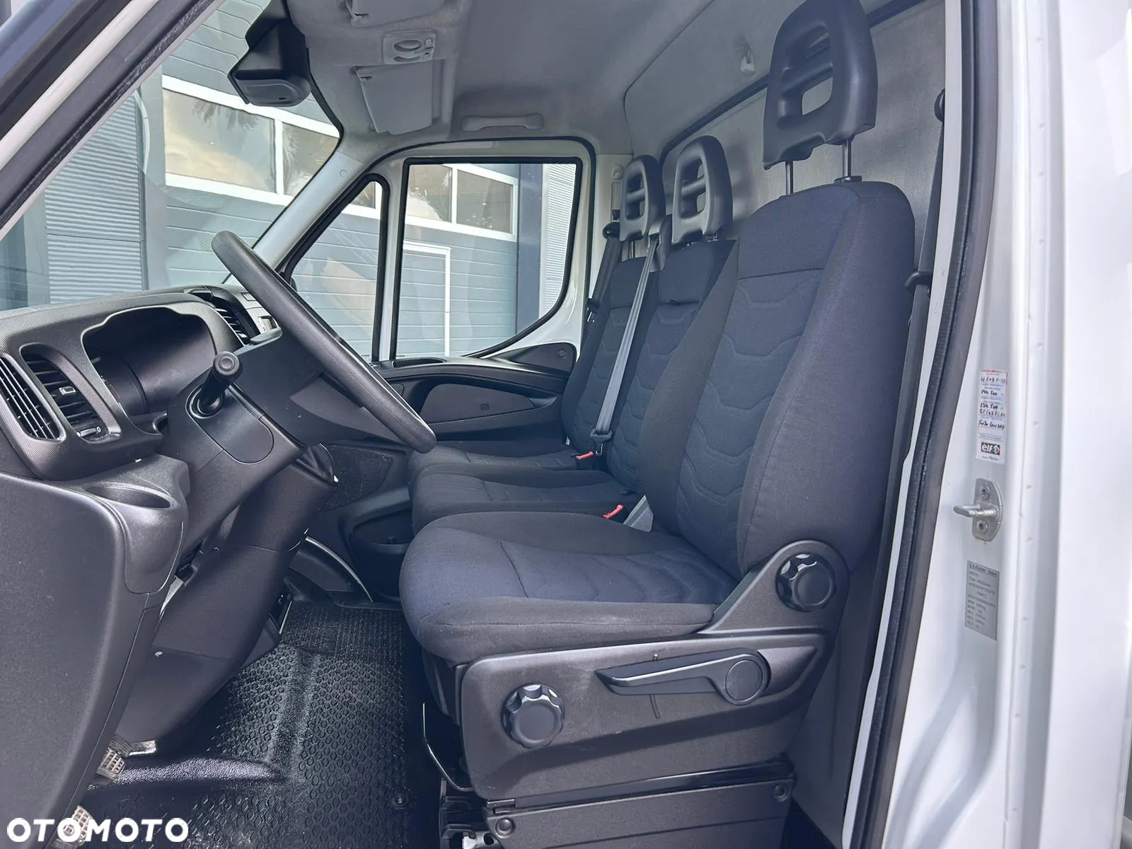 Iveco Daily 50C18 35C18 3.0 HPI Skrzynia 6,2m **KLIMA**NAVI**NA BLIŹNIAKACH**Wzmocniony**Niski przebieg** - 8