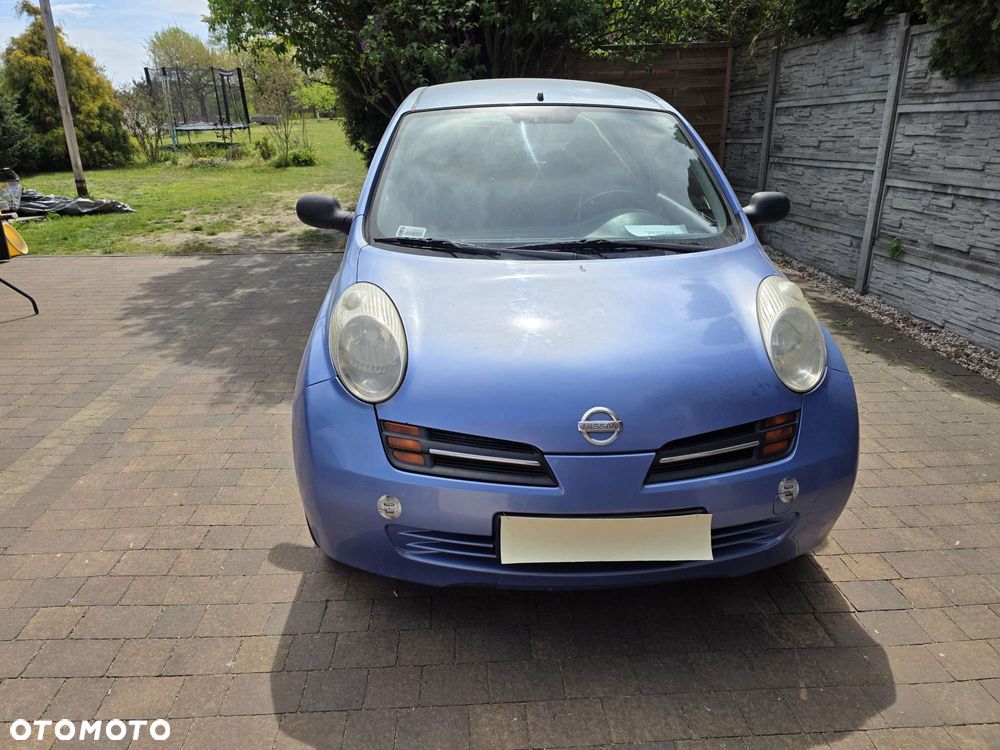 Nissan Micra - 1