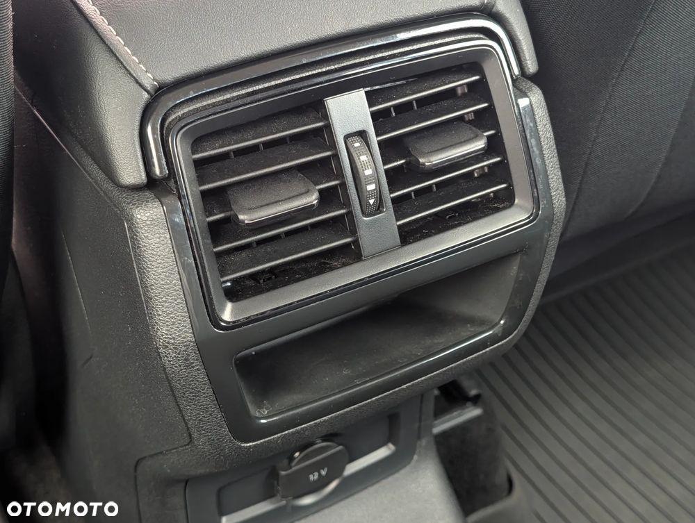 Skoda Karoq 1.5 TSI ACT Selection DSG - 26