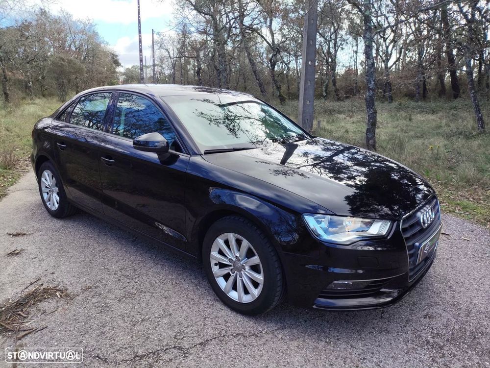 Audi A3 Limousine 1.6 TDI Business Line Attraction - 7