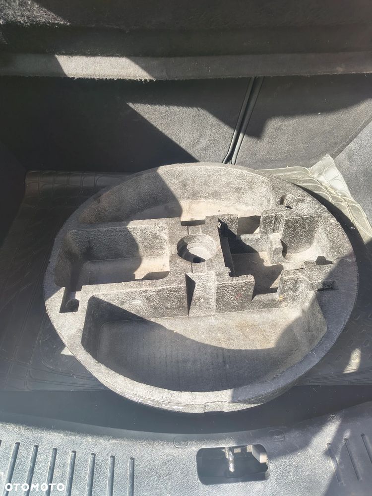 Ford Focus 1.6 16V Trend - 15