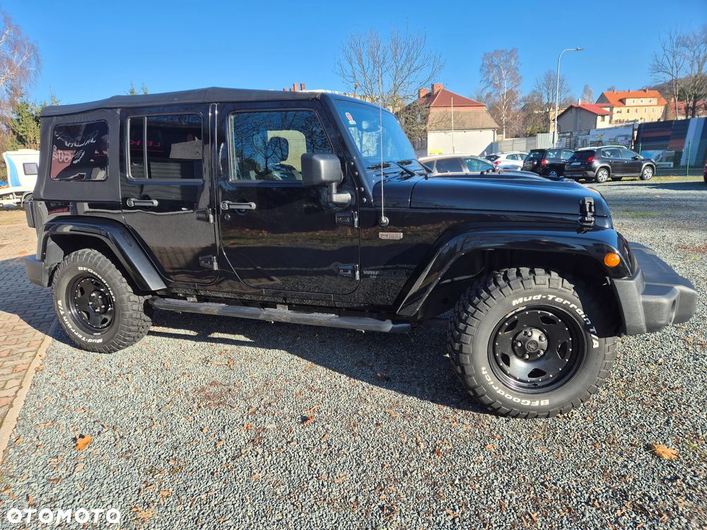 Jeep Wrangler 2.8 CRD Unlim Black Edition II - 9