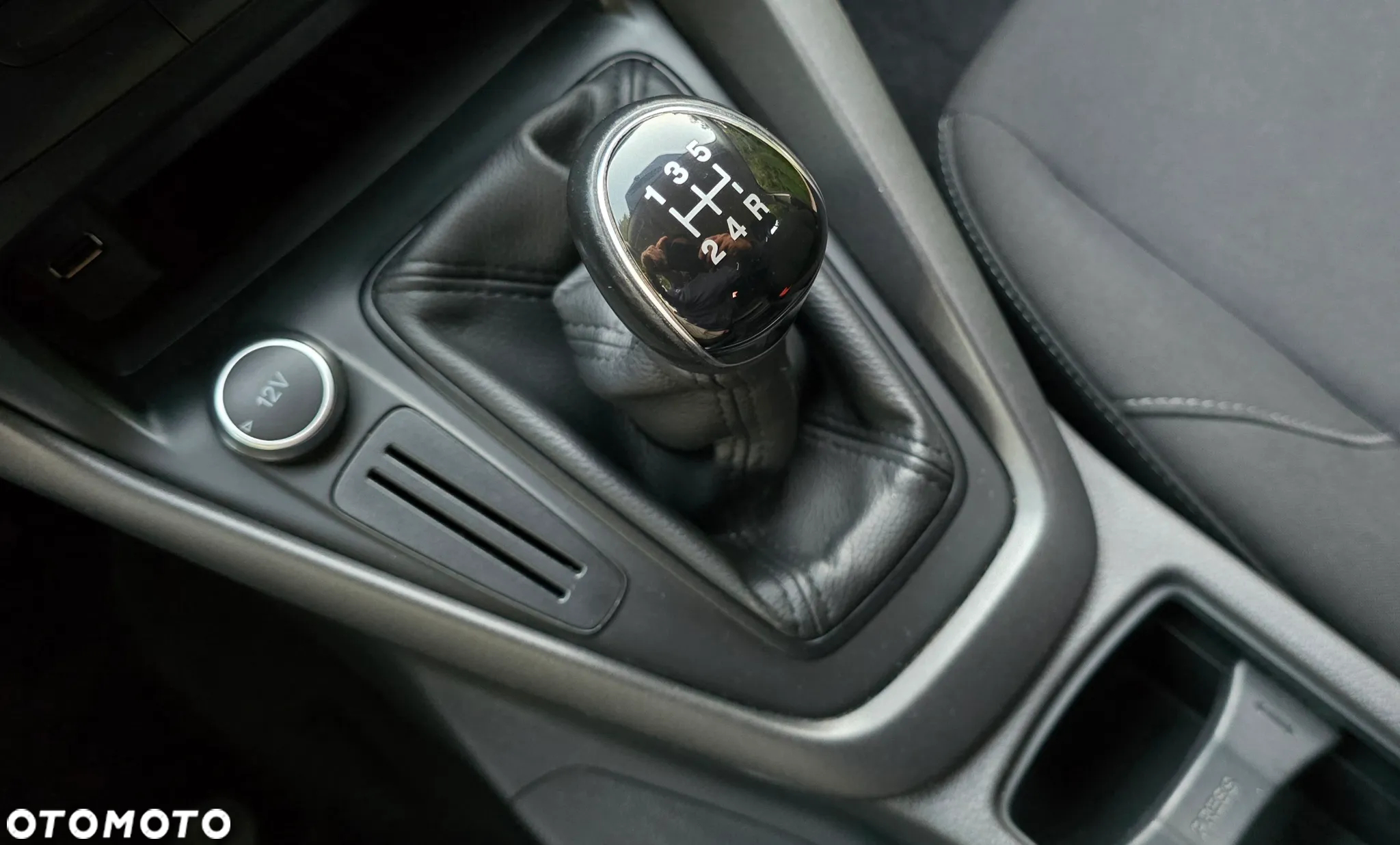 Ford Focus 1.6 TI-VCT Ambiente - 19