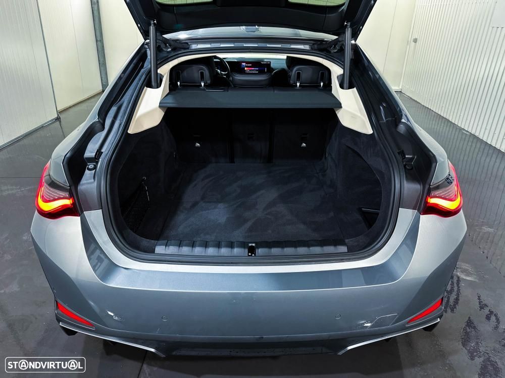 BMW i4 eDrive40 Edição Desportiva M - 36