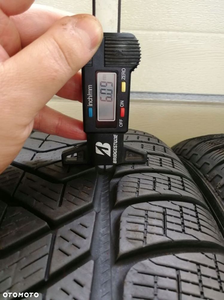 Opony zimowe 235/65 R 18 Pirelli Scorpion Winter - 4