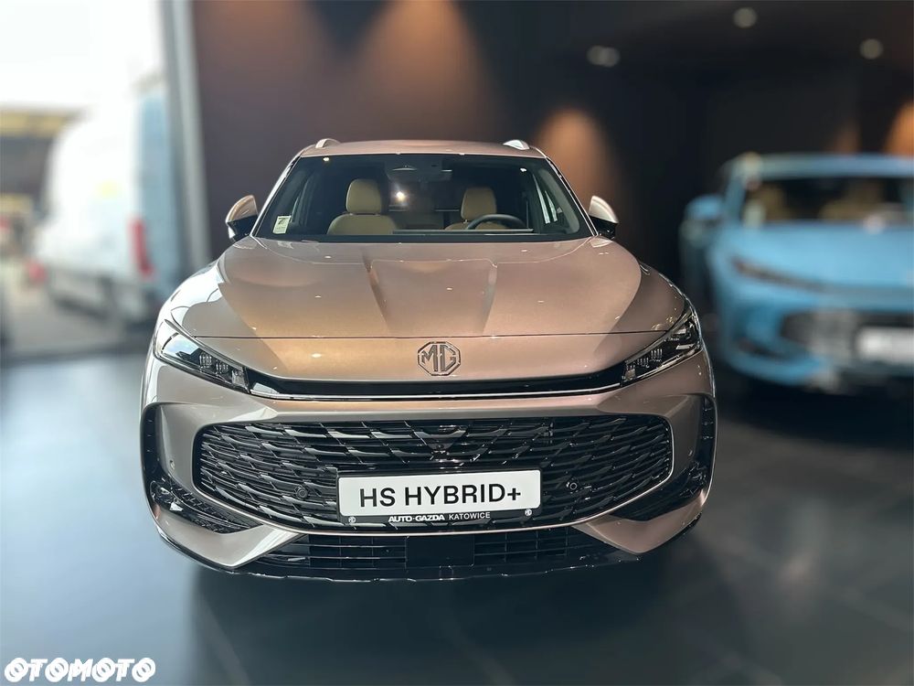 MG HS Hybrid+ - 12