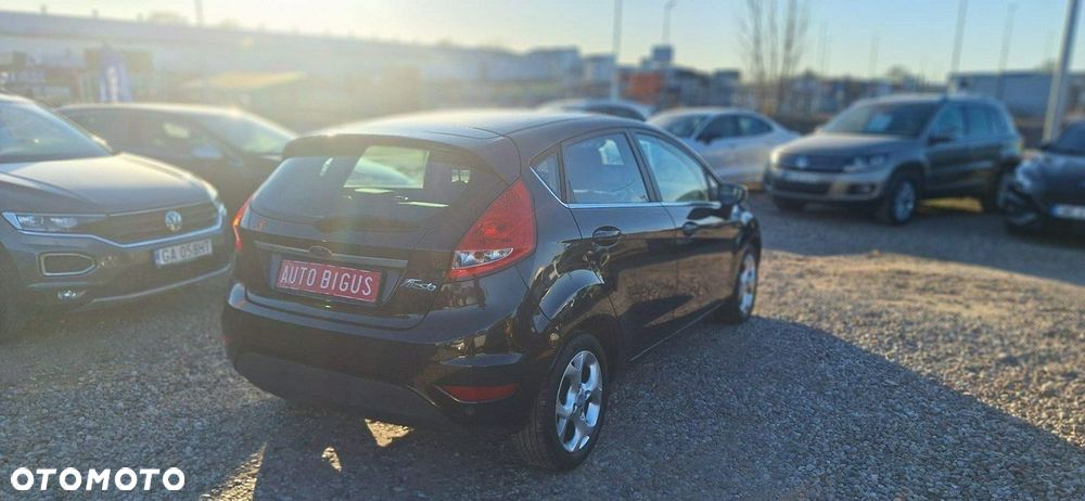 Ford Fiesta - 5