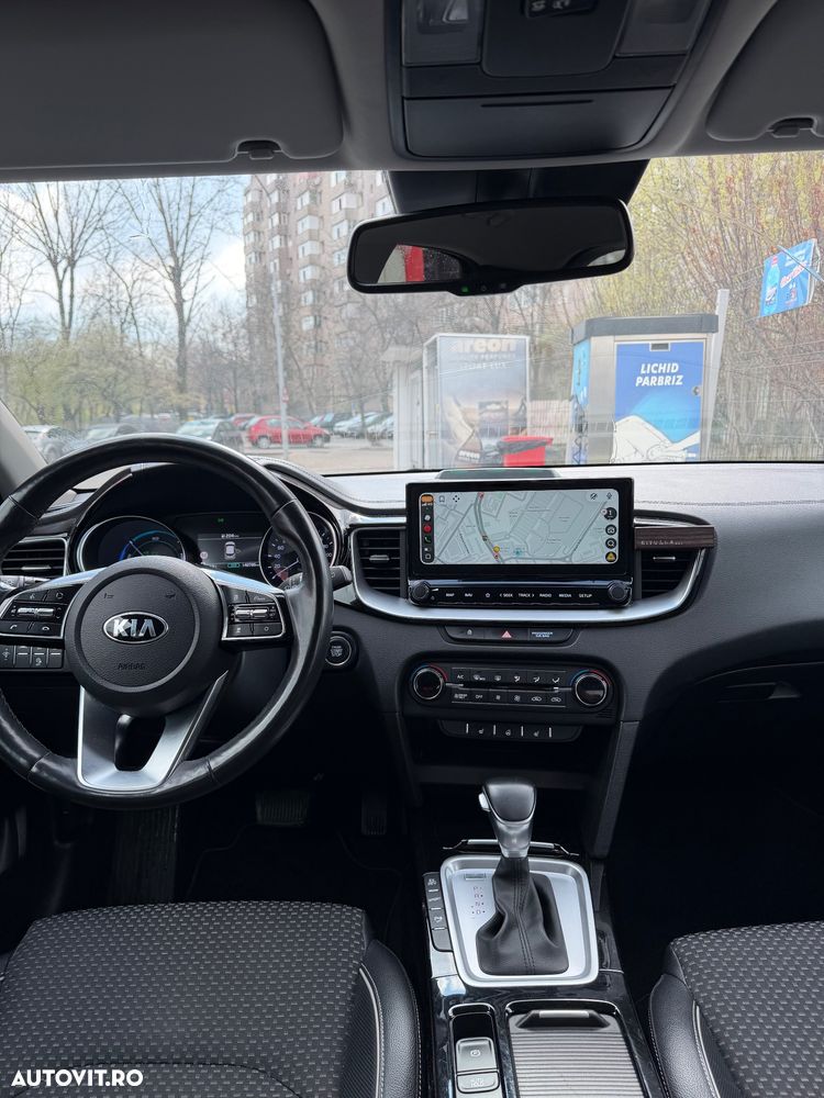 Kia XCeed 1.6 GDI 6DCT PHEV Vision - 7