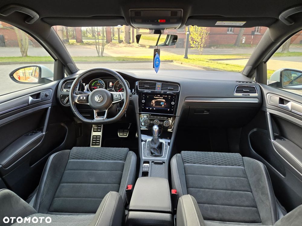 Volkswagen Golf 1.4 TSI BMT Highline DSG - 40