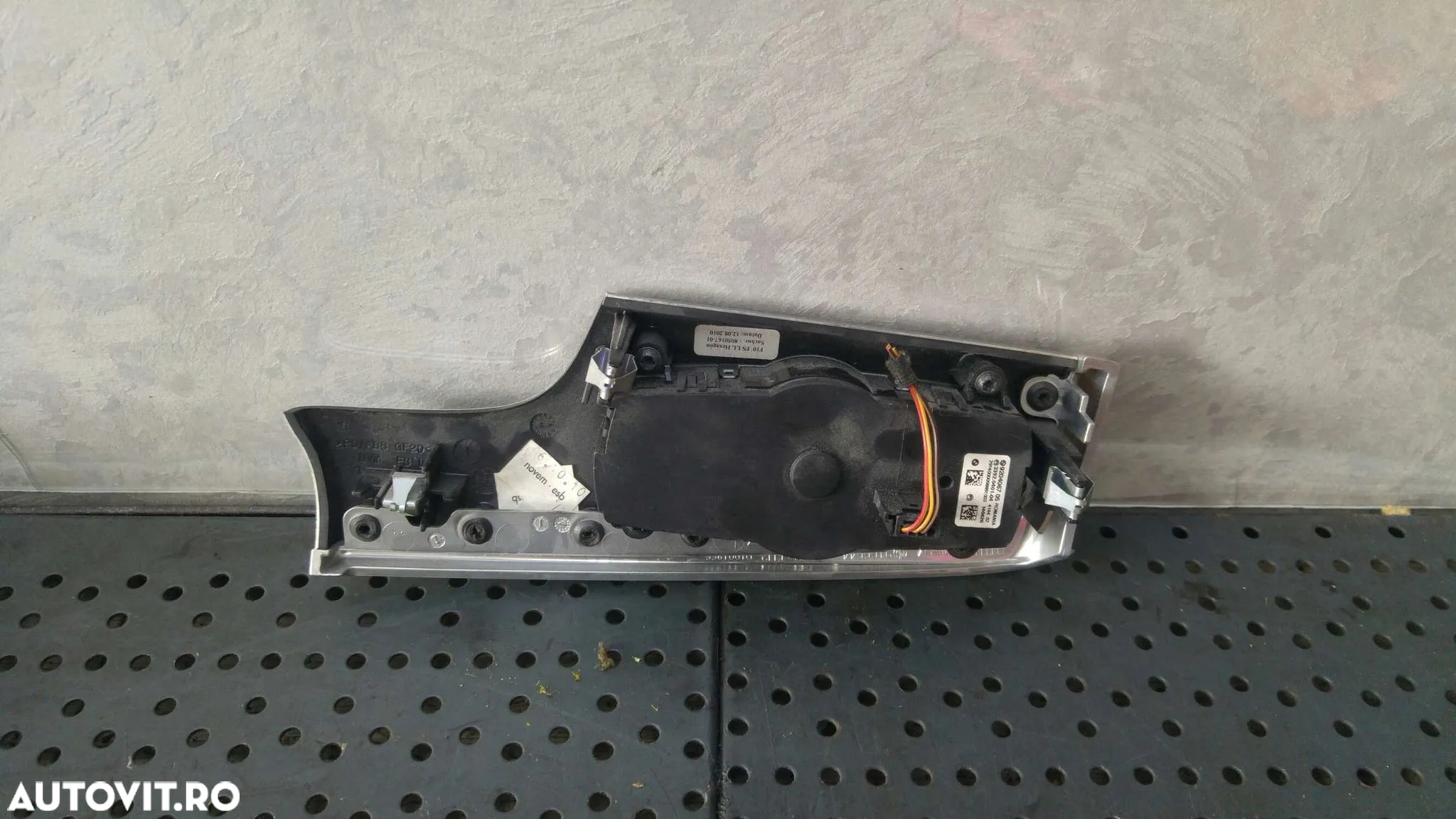 Bloc lumini bmw seria 5 touring f11 920406705 3392040104 - 2