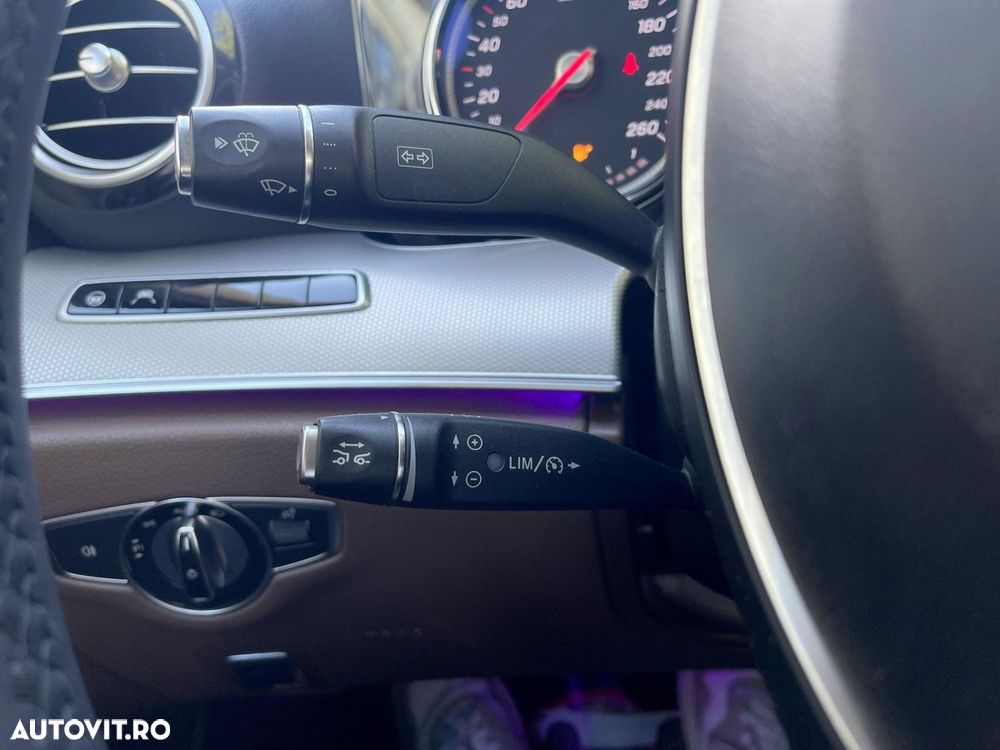 Mercedes-Benz E 200 d Aut. - 22