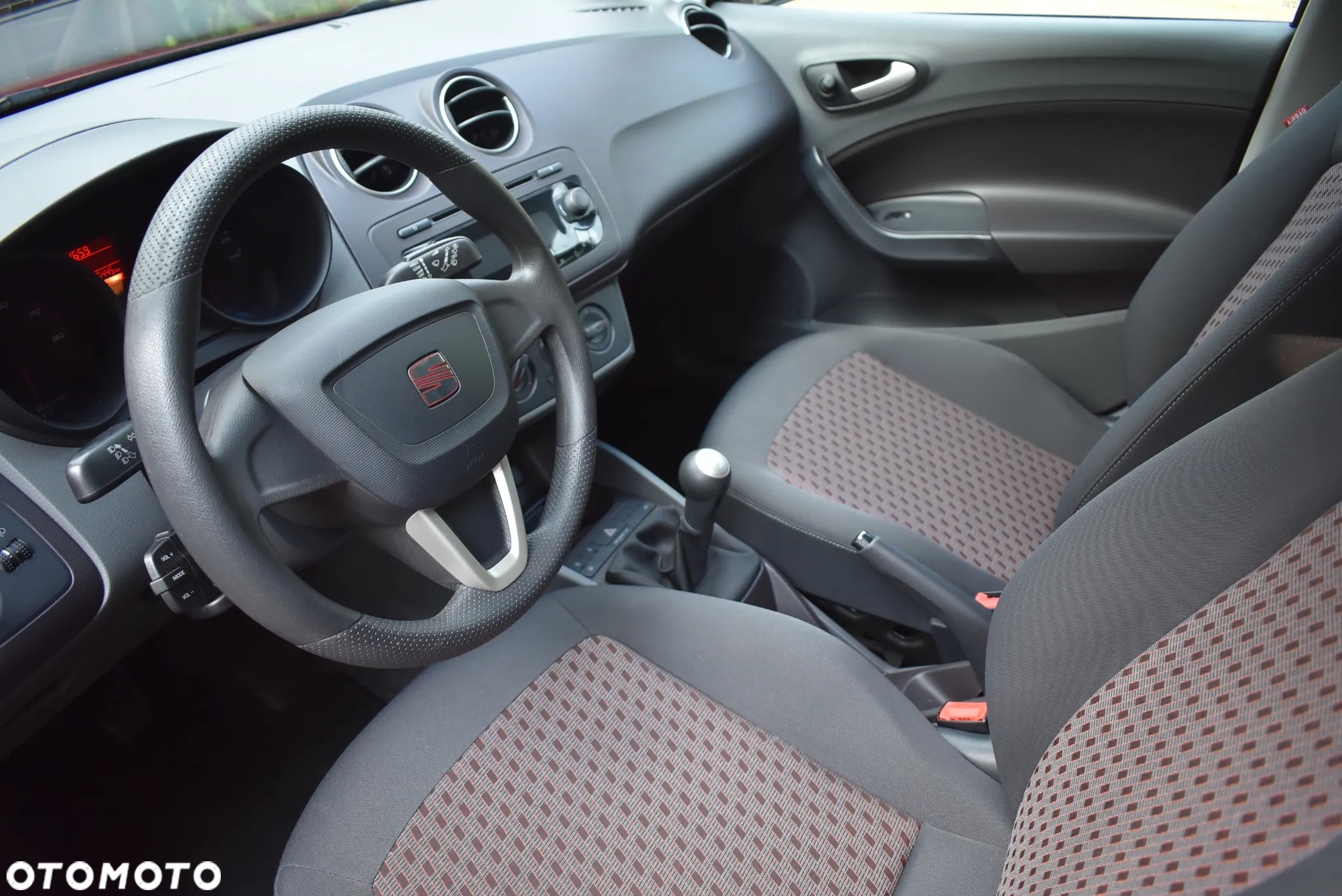 Seat Ibiza 1.4 16V Style - 11