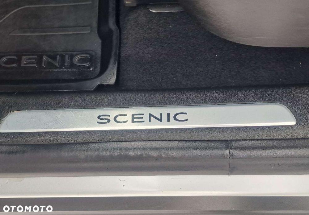 Renault Grand Scenic - 22