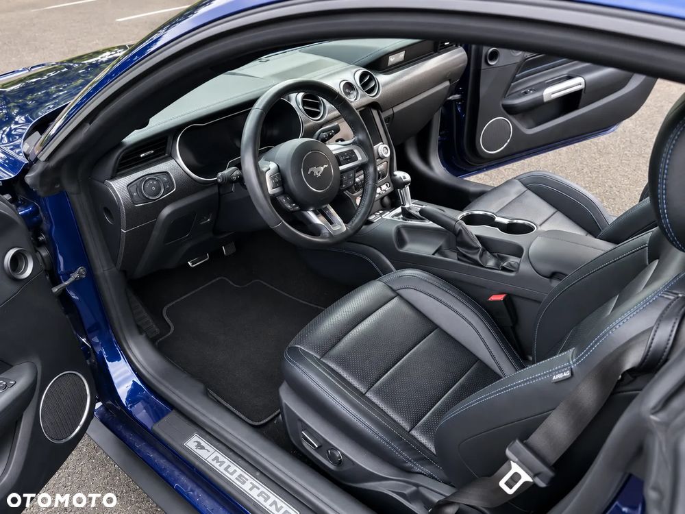 Ford Mustang - 11