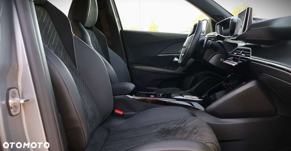 Peugeot 2008 - 21