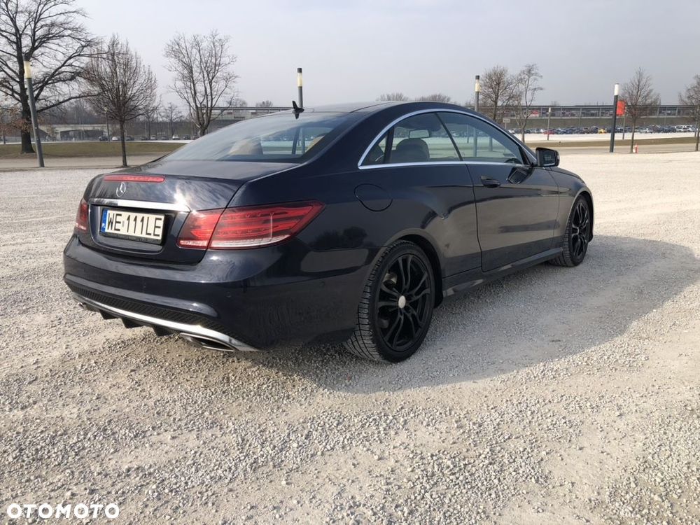 Mercedes-Benz Klasa E - 9