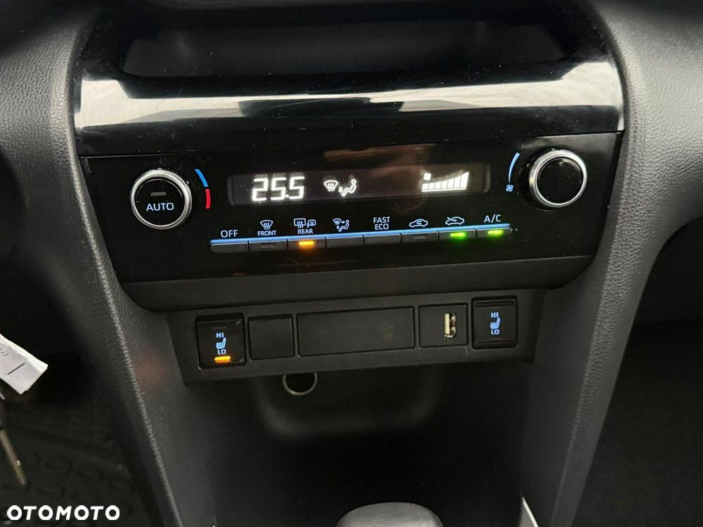 Toyota Yaris Cross Hybrid 1.5 Comfort - 25