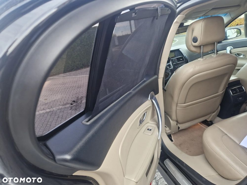 Renault Latitude V6 dCi 240 FAP - 11