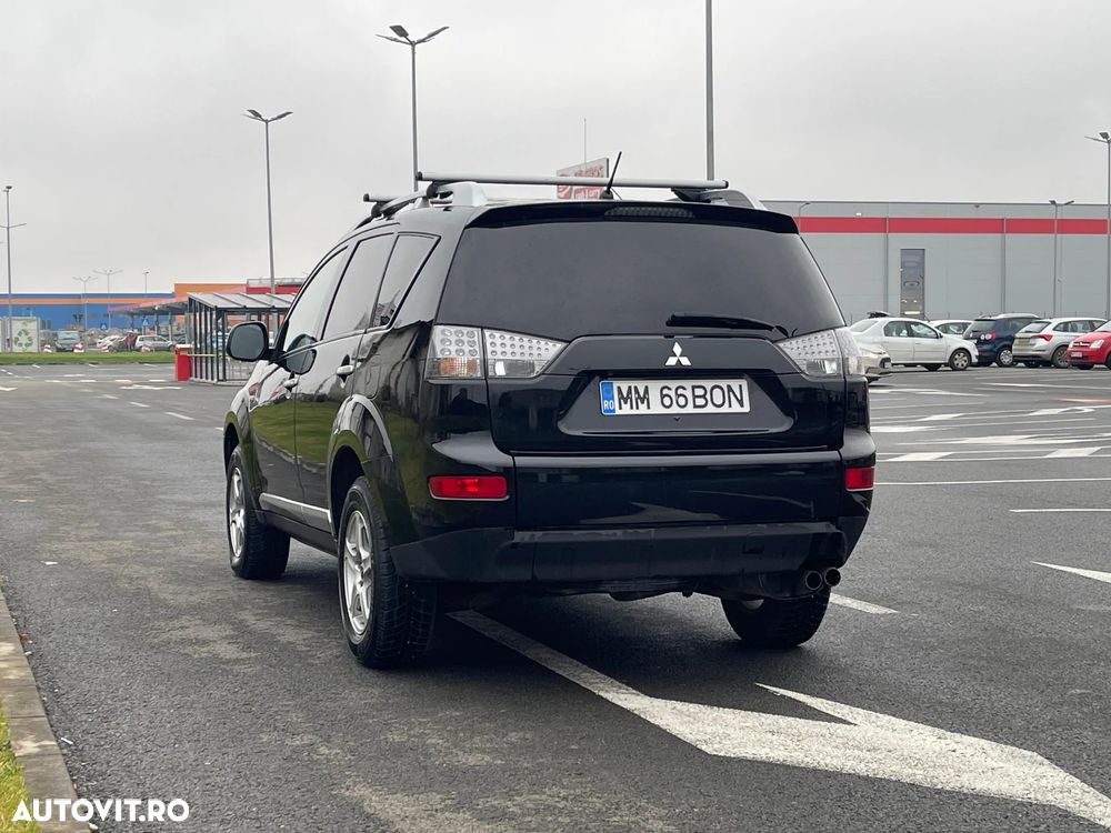 Mitsubishi Outlander 2.2 DI-D 4WD Invite - 29