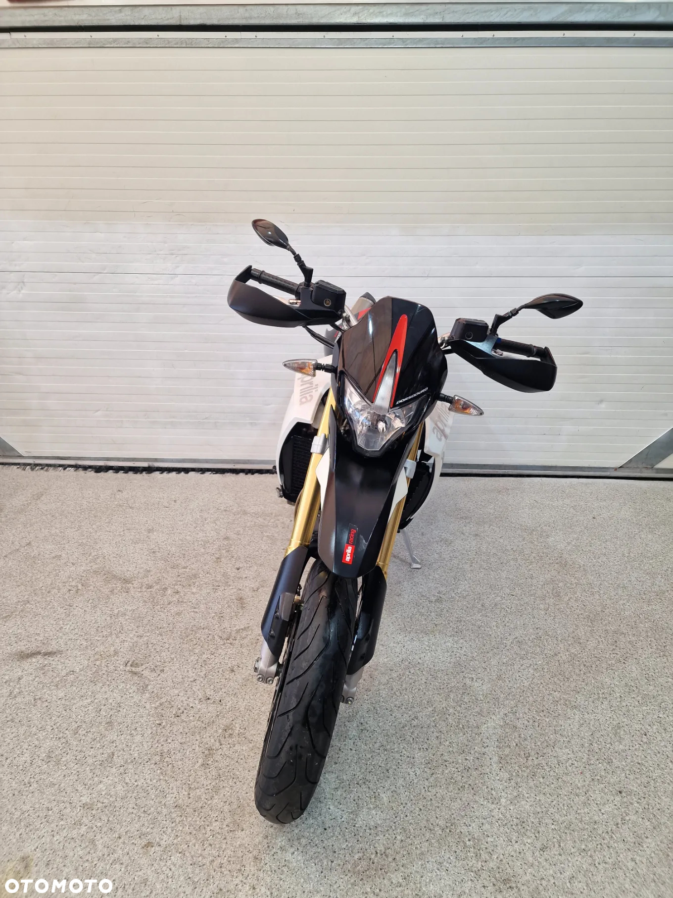 Aprilia Dorsoduro - 16