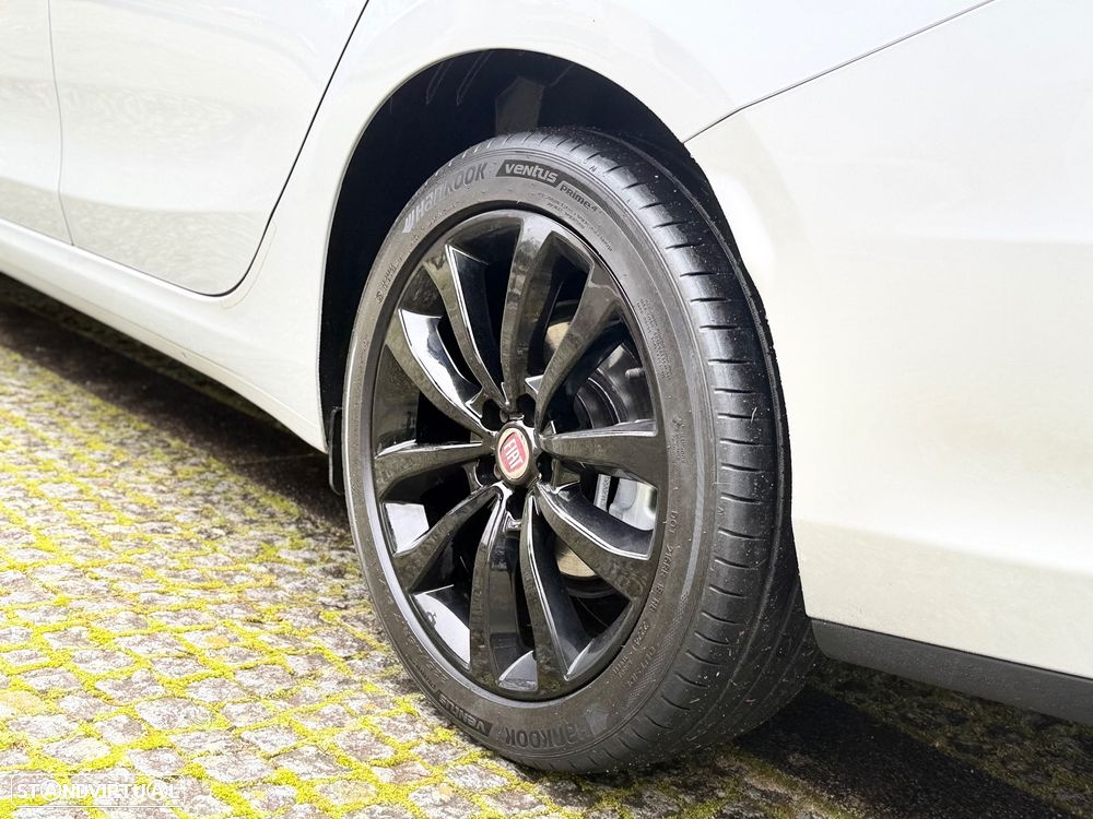 Fiat Tipo Station Wagon 1.3 M-Jet Lounge Tech - 12
