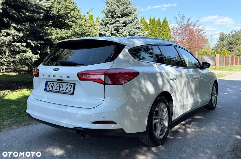 Ford Focus 1.0 EcoBoost Titanium - 8