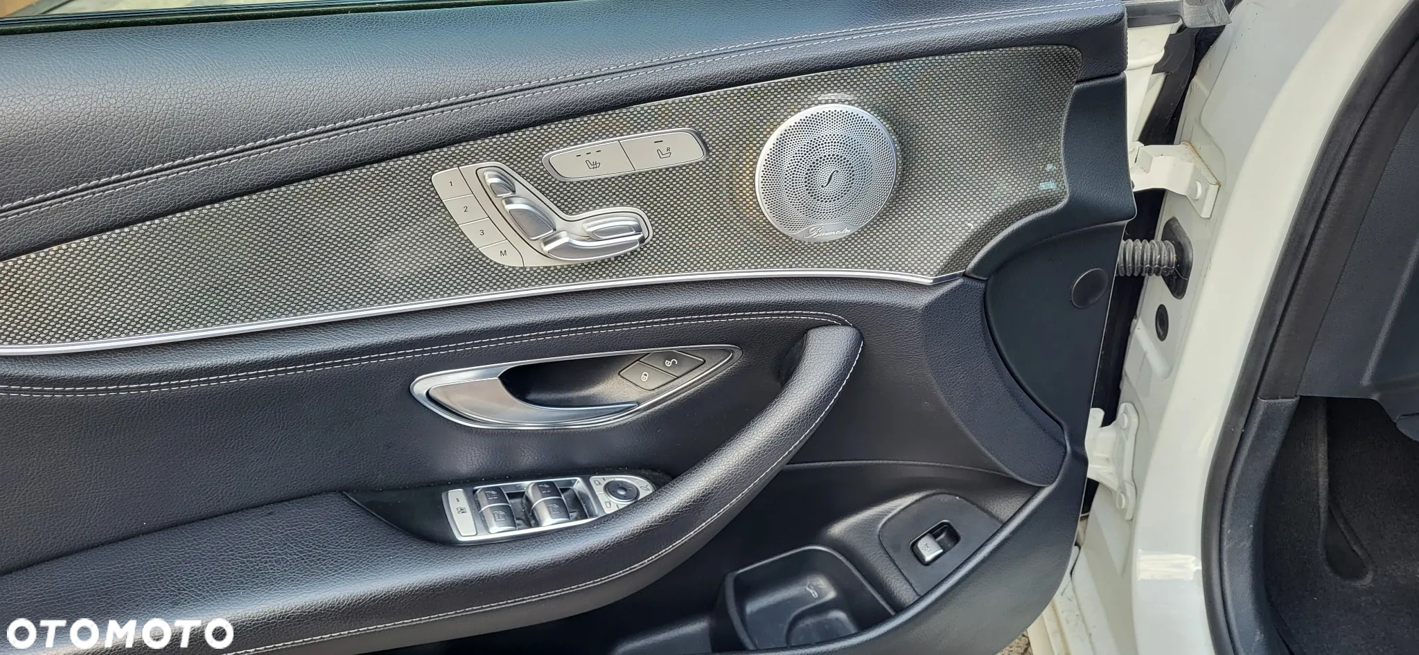 Mercedes-Benz Klasa E 220 d 4-Matic 9G-TRONIC - 9