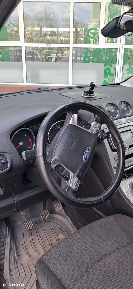 Ford Galaxy 2.0 TDCi Ambiente - 4