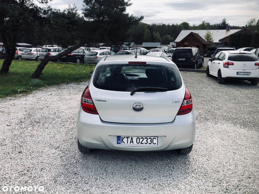 Hyundai i20 1.2 Edition Plus - 10