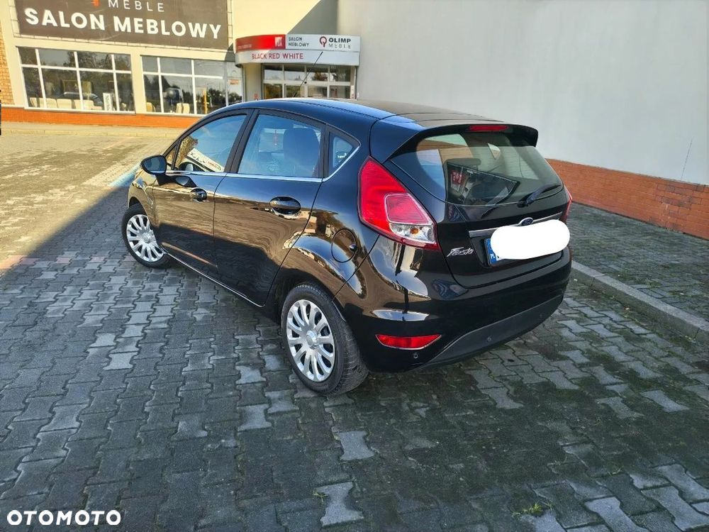 Ford Fiesta 1.6 TDCi DPF Titanium - 6