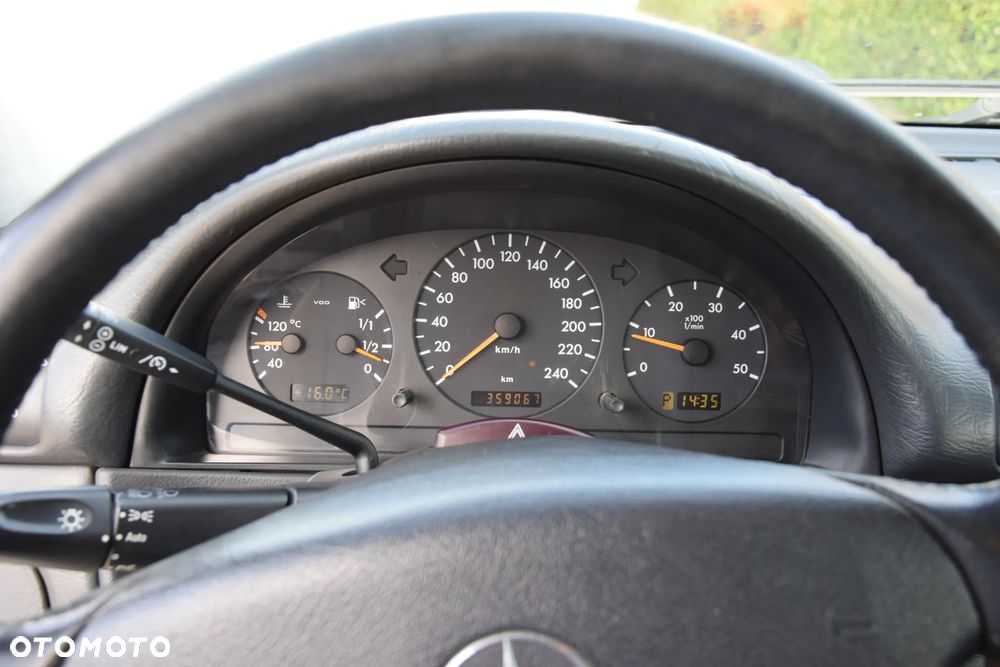 Mercedes-Benz ML - 13