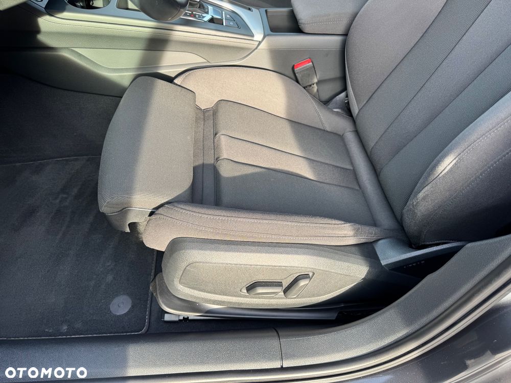 Audi A4 Avant 40 TFSI mHEV Quattro Advanced S tronic - 25