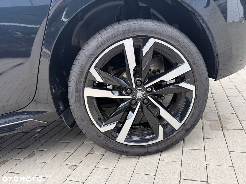 Skoda Kamiq 1.5 TSI Monte Carlo DSG - 32