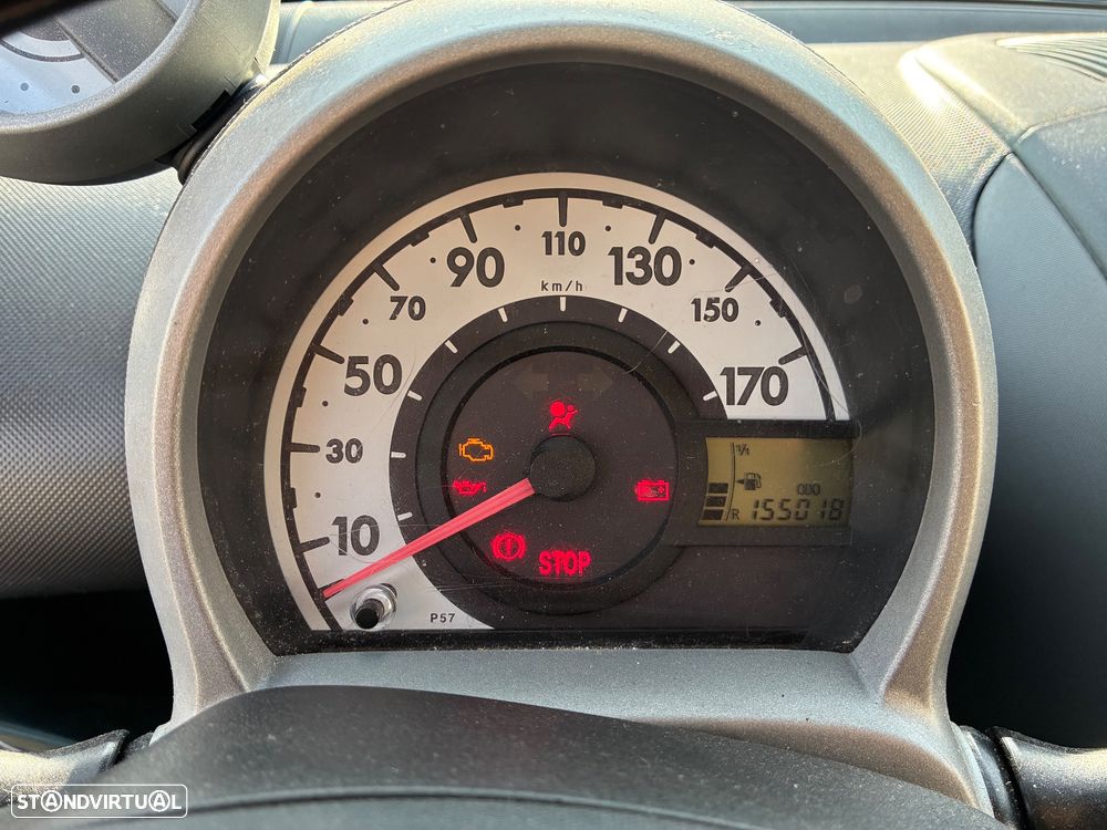 Peugeot 107 1.0 Black&Silver - 20