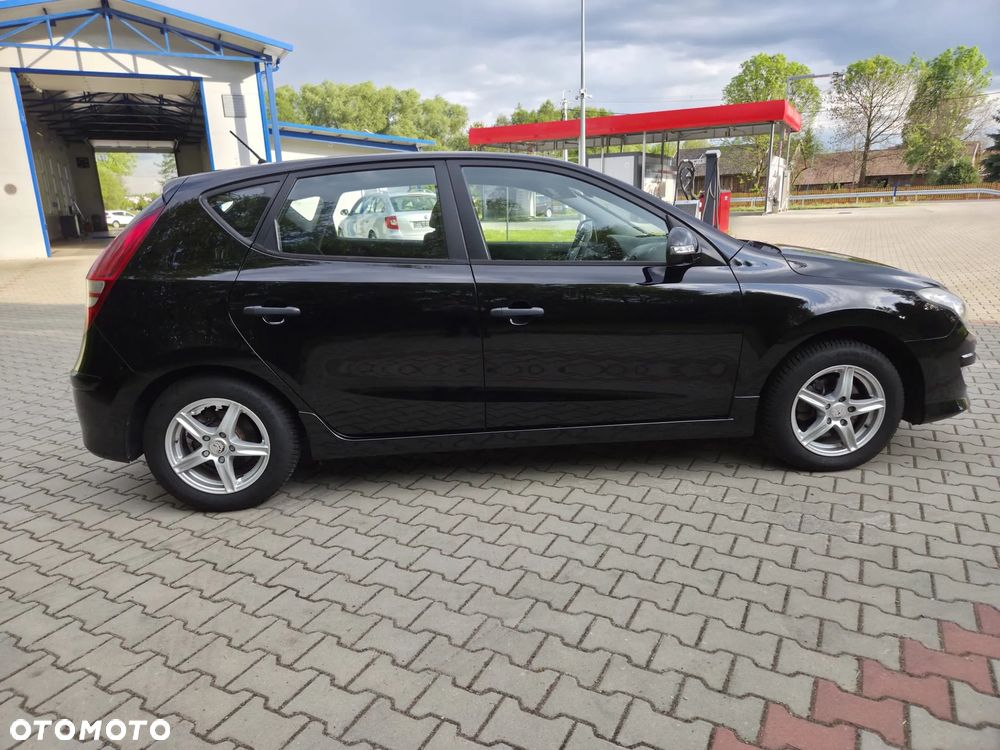 Hyundai i30 1.4 FIFA WM Edition - 3