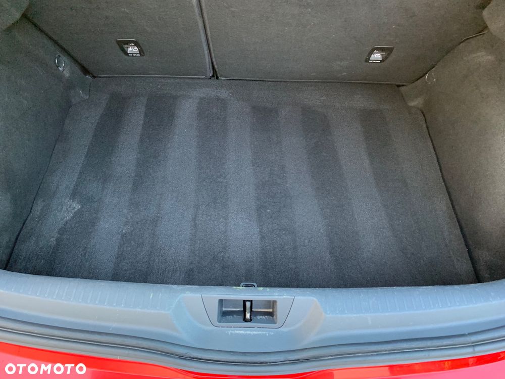 Renault Megane ENERGY TCe 130 SYMPHONY - 29