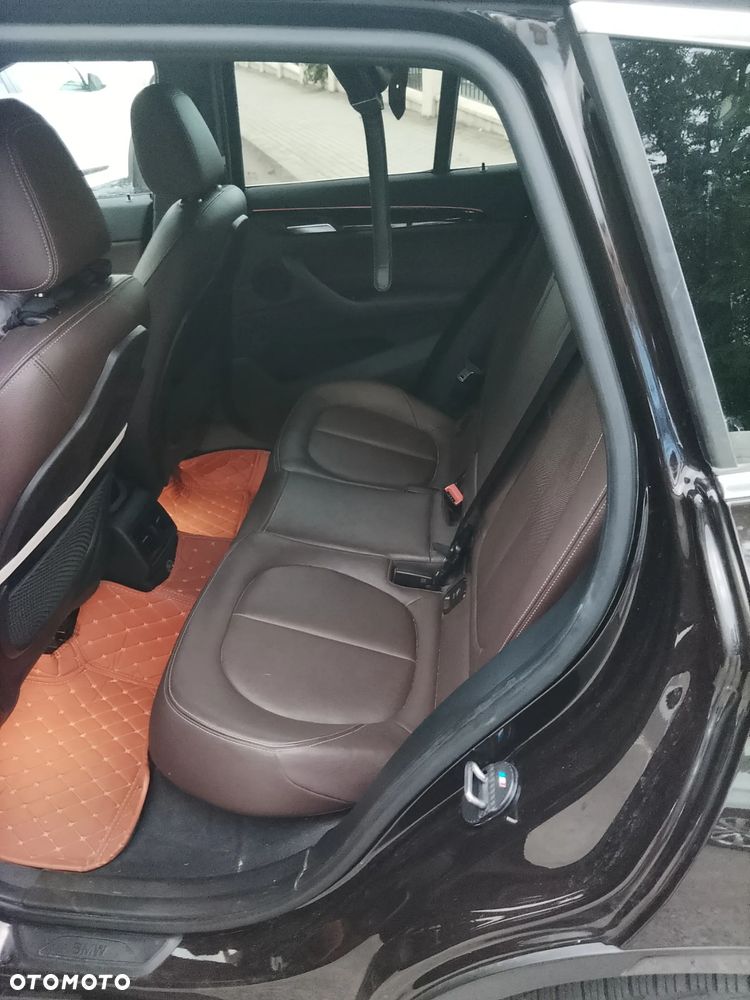BMW X1 - 8