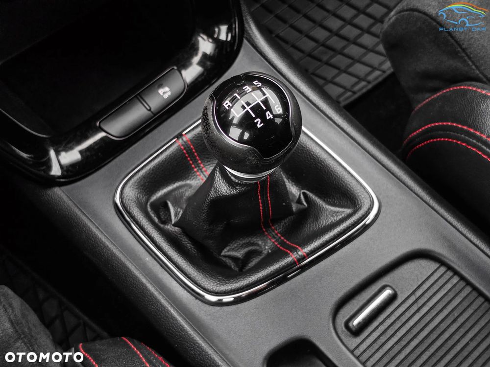 Kia Ceed 1.6 T-GDI GT-Challenge - 39