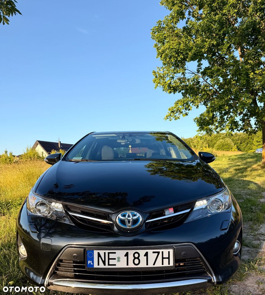 Toyota Auris 1.8 HSD Prestige NAVI - 2