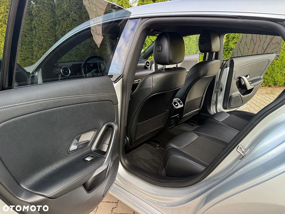 Mercedes-Benz CLA 180 d 8G-DCT AMG Line - 19