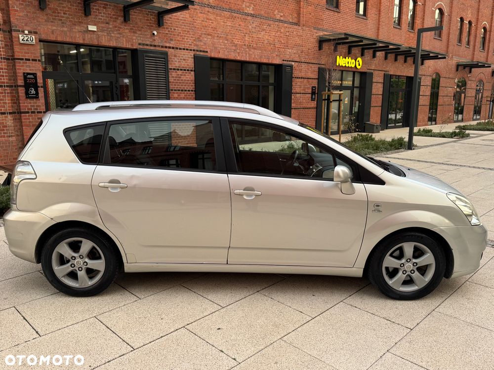 Toyota Corolla Verso 2.0 D-4D Terra 7os - 6